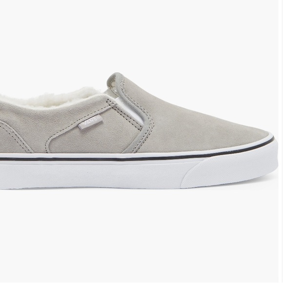 NIB Vans size 8.5 - Picture 3 of 3